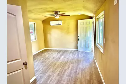 503 N 5th Street, Alvin, TX 77511 - Photo 9