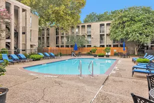 4637 Wild Indigo St, Houston, TX 77027 - Photo 31