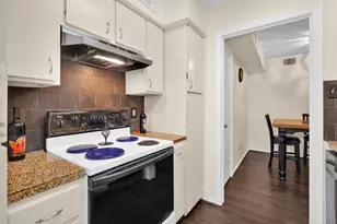 4637 Wild Indigo St, Houston, TX 77027 - Photo 13