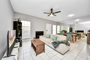 3800 Tanglewilde St, Houston, TX 77063 - Photo 9