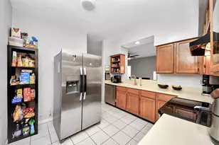 3800 Tanglewilde St, Houston, TX 77063 - Photo 17