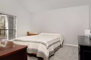 44 Lake Forest Cir, Conroe, TX 77384 - Photo 27