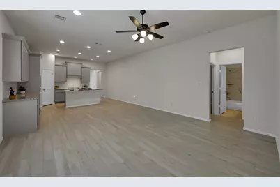 17446 Vino Vines Lane, Conroe, TX 77302 - Photo 9