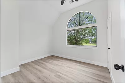 15806 Lakeview Drive, Beach City, TX 77523 - Photo 33