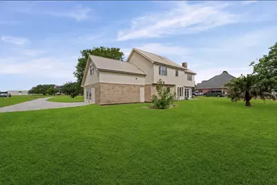 15806 Lakeview Drive, Beach City, TX 77523 - Photo 37
