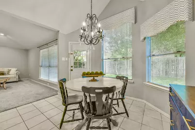 2910 Queen Victoria Street, Pearland, TX 77581 - Photo 7