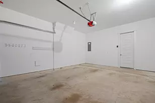 1606 Westside Gardens Ln, Houston, TX 77055 - Photo 25