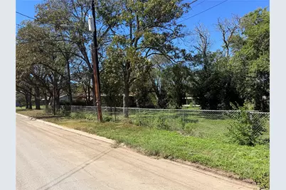 2110 16th Street, Hondo, TX 78861 - Photo 11