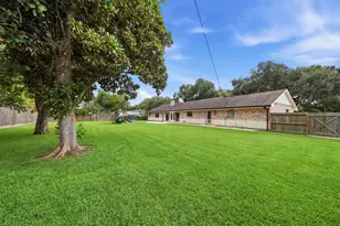 3403 Windsor St, Pearland, TX 77581 - Photo 35