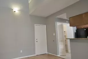 800 Country Pl Dr, Houston, TX 77079 - Photo 11