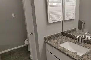 800 Country Pl Dr, Houston, TX 77079 - Photo 23