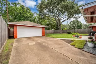 4706 Tonawanda Dr, Houston, TX 77035 - Photo 35
