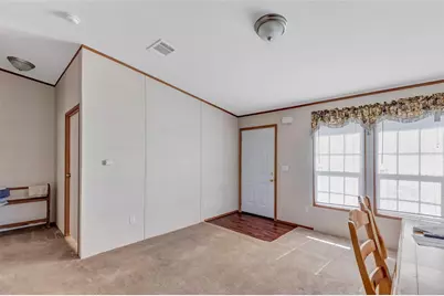 637 Troy Street, Anahuac, TX 77514 - Photo 13