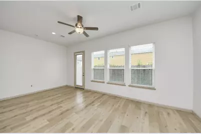 2119 Esther Drive, Houston, TX 77088 - Photo 17