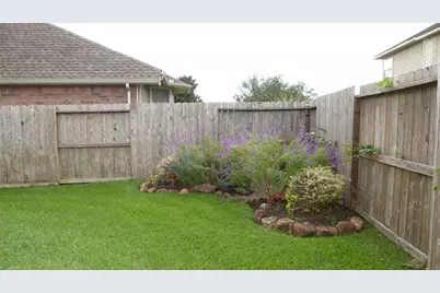 4823 Cypress Spring Drive, Missouri City, TX 77459 - Photo 29