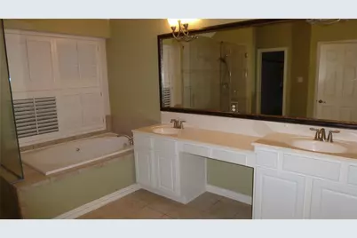4823 Cypress Spring Drive, Missouri City, TX 77459 - Photo 17
