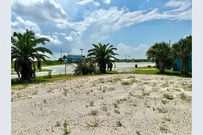 1250 Yacht Basin, Gilchrist, TX 77617 - Photo 3