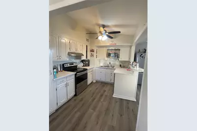 611 Sarah Street, Edna, TX 77957 - Photo 11