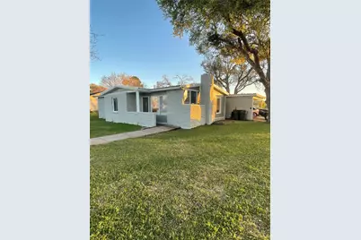 611 Sarah Street, Edna, TX 77957 - Photo 3