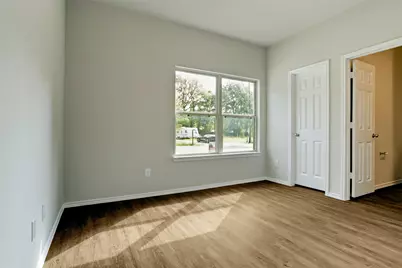 409 S 12th Street #B, Conroe, TX 77301 - Photo 9
