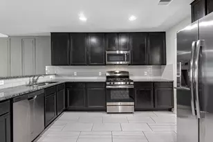2606 Zephyr Ln, Rosenberg, TX 77471 - Photo 7