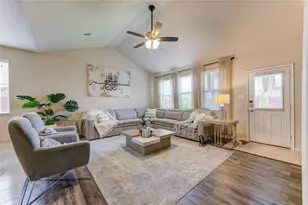 12514 Colony Hill Ln, Houston, TX 77014 - Photo 9