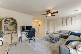 12514 Colony Hill Ln, Houston, TX 77014 - Photo 7