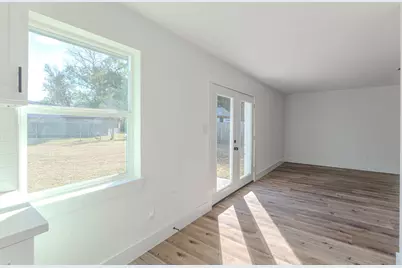 8506 Brock Park Boulevard, Houston, TX 77078 - Photo 15