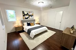 9303 Kingsflower Cir, Houston, TX 77075 - Photo 7