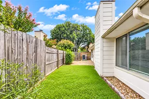1719 Sullins Way, Houston, TX 77058 - Photo 31