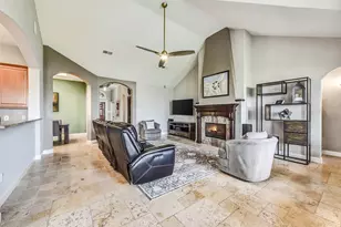 1705 Hidden Brook Ln, League City, TX 77573 - Photo 9