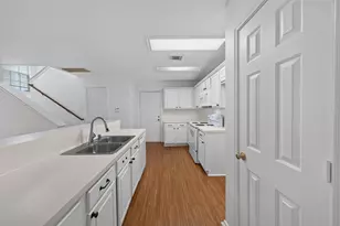 130 S Walden Elms Cir, Spring, TX 77382 - Photo 11