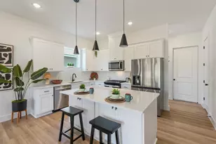 1913 Dewalt St, Houston, TX 77088 - Photo 5