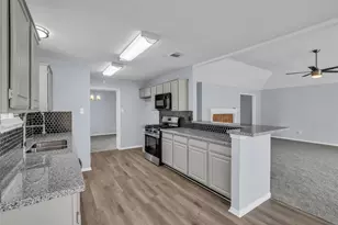 14119 Falling Elm Ln, Houston, TX 77015 - Photo 11