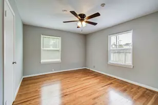 5519 Huisache St, Houston, TX 77081 - Photo 29