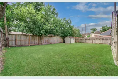 5519 Huisache Street, Houston, TX 77081 - Photo 39