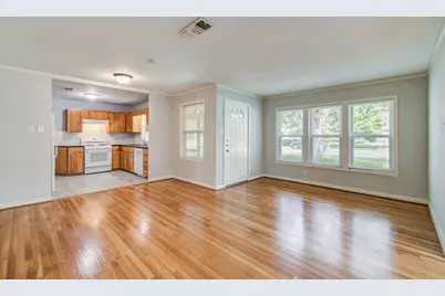 5519 Huisache Street, Houston, TX 77081 - Photo 11