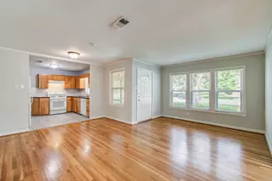 5519 Huisache St, Houston, TX 77081 - Photo 11