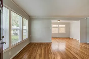 5519 Huisache St, Houston, TX 77081 - Photo 7