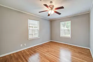 5519 Huisache St, Houston, TX 77081 - Photo 27