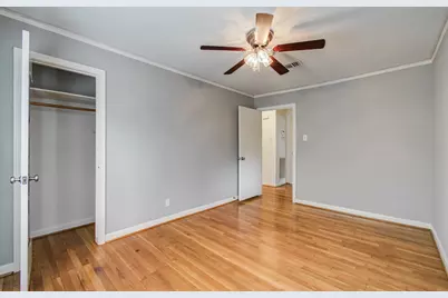 5519 Huisache Street, Houston, TX 77081 - Photo 25