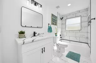 2701 Mustang Rd, Alvin, TX 77511 - Photo 17