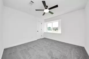 2701 Mustang Rd, Alvin, TX 77511 - Photo 23