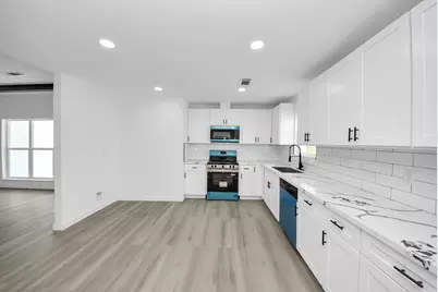 2701 Mustang Road, Alvin, TX 77511 - Photo 11