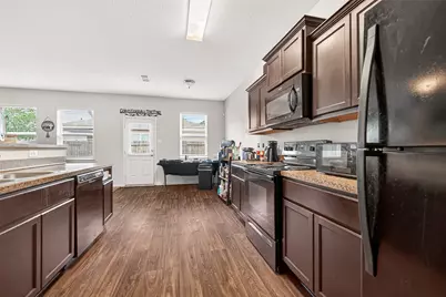 10538 Pine Landing Drive, Houston, TX 77088 - Photo 27