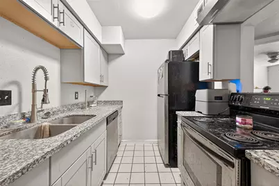 8421 Hearth Drive #3, Houston, TX 77054 - Photo 13