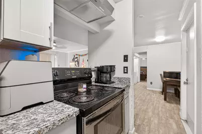 8421 Hearth Drive #3, Houston, TX 77054 - Photo 17