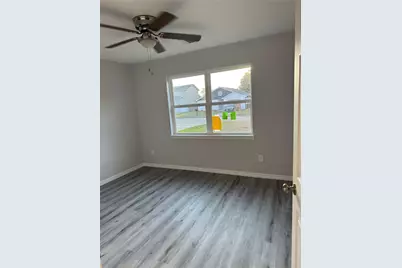 8710 Valley Flag, Houston, TX 77078 - Photo 9