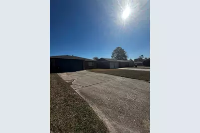 8710 Valley Flag, Houston, TX 77078 - Photo 3