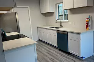 8710 Valley Flag, Houston, TX 77078 - Photo 11